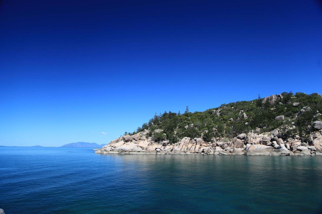 Serenity Picnic Bay Екстериор снимка