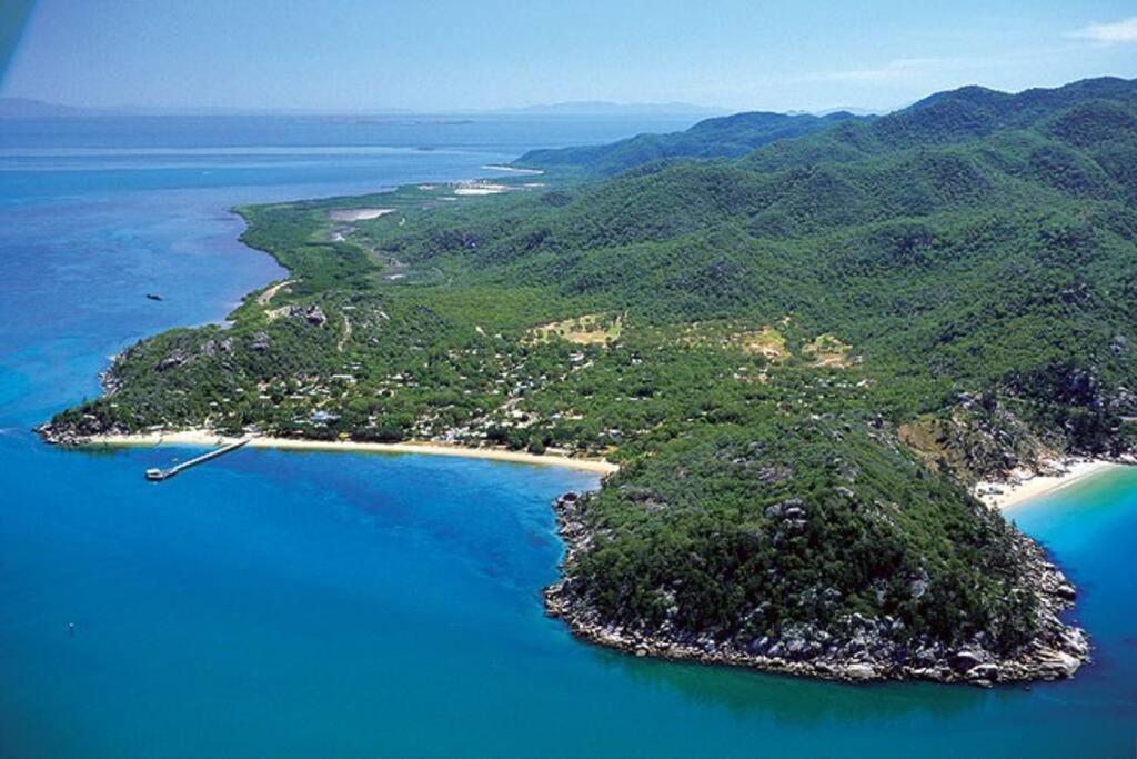 Serenity Picnic Bay Екстериор снимка